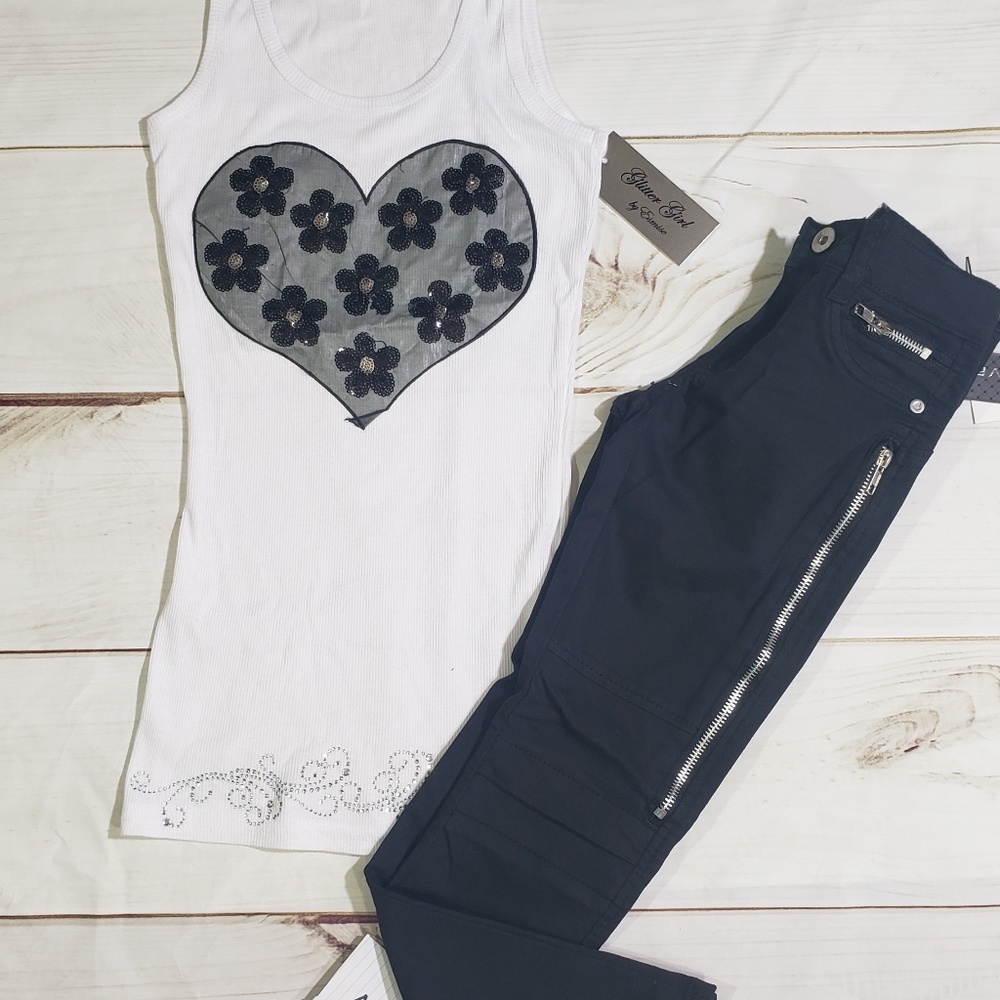 Sleeveless Tank and Zip Moto Pant